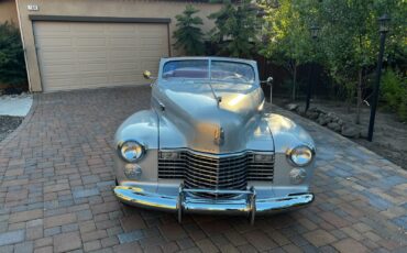 Cadillac-Series-62-Berline-1941-3