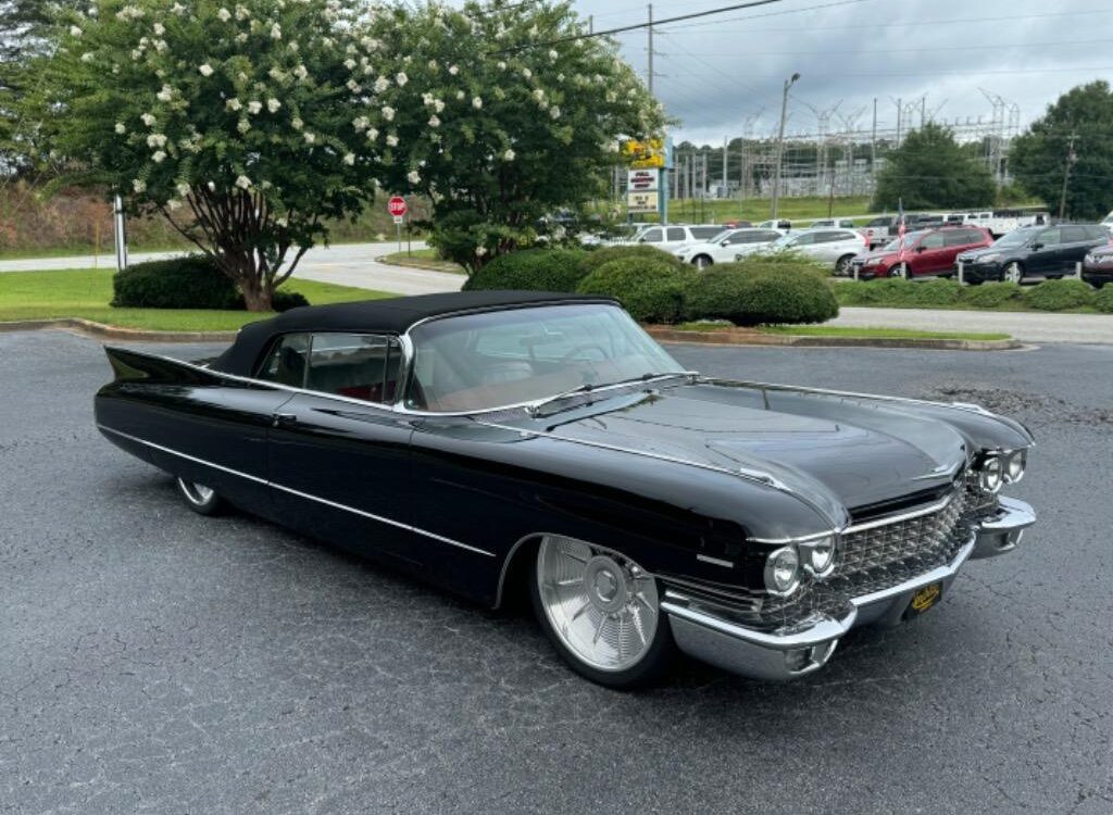 Cadillac-Series-62-convertible-Resto-mod-LS3-1960-14