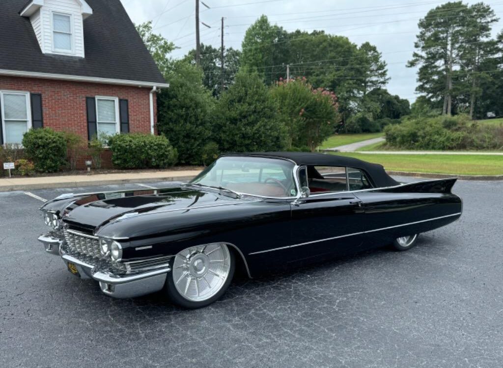 Cadillac-Series-62-convertible-Resto-mod-LS3-1960-3