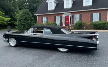 Cadillac-Series-62-convertible-Resto-mod-LS3-1960-5