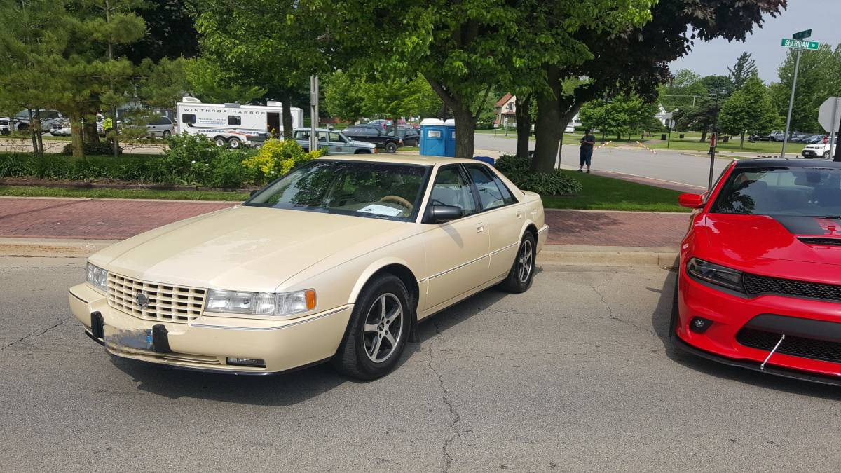 Cadillac-Sts-1992