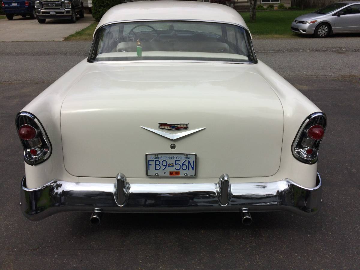 Chevrolet-2-door-hard-top-1956-2