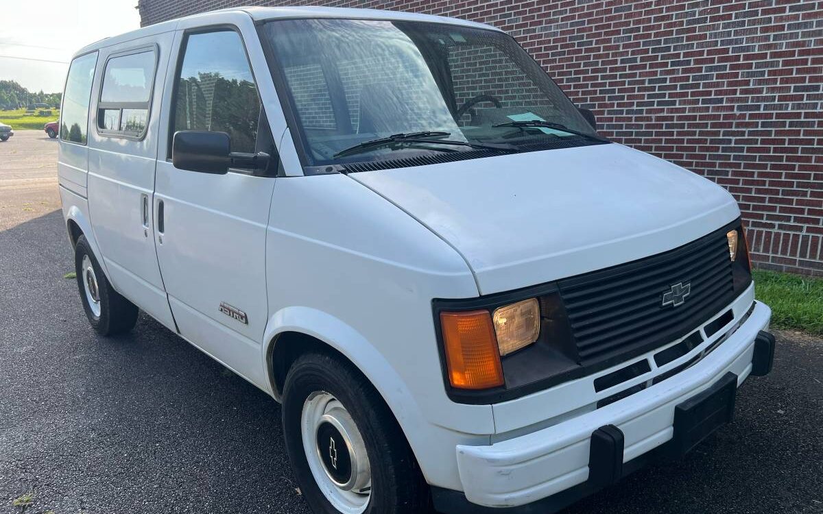 Chevrolet-Astro-cargo-van-1993-14