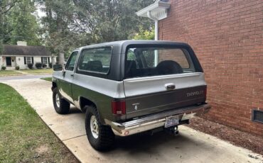 Chevrolet-Blazer-k5-1988-4