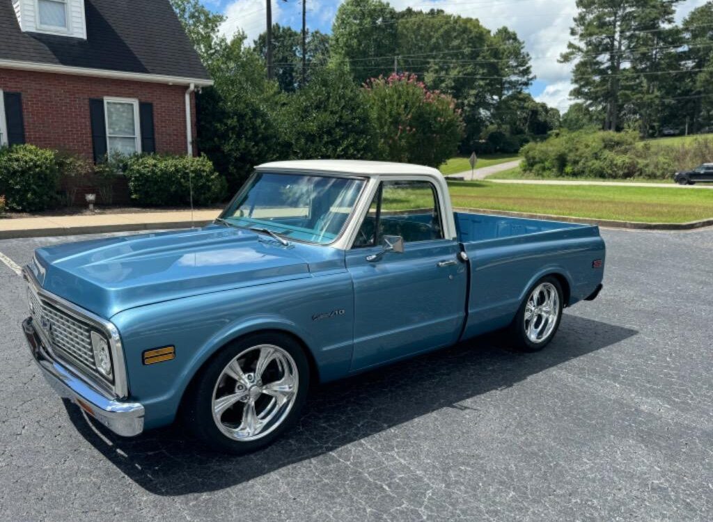 Chevrolet-C10-LS-4L60E-AC-fresh-build-slick-paint-1972-1