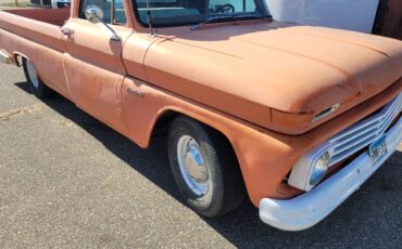 Chevrolet-C10-custom-deluxe-1965-3