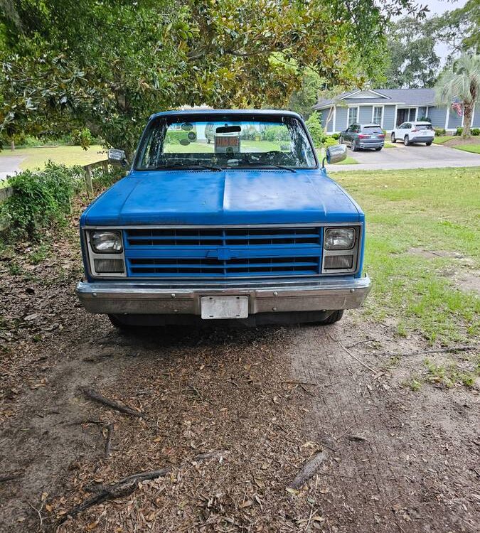 Chevrolet-C10-pickup-1985