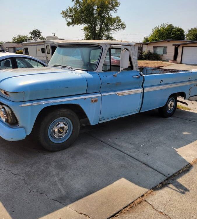 Chevrolet-C10-truck-1966-18