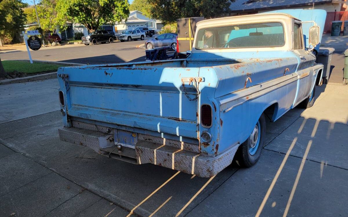 Chevrolet-C10-truck-1966-21