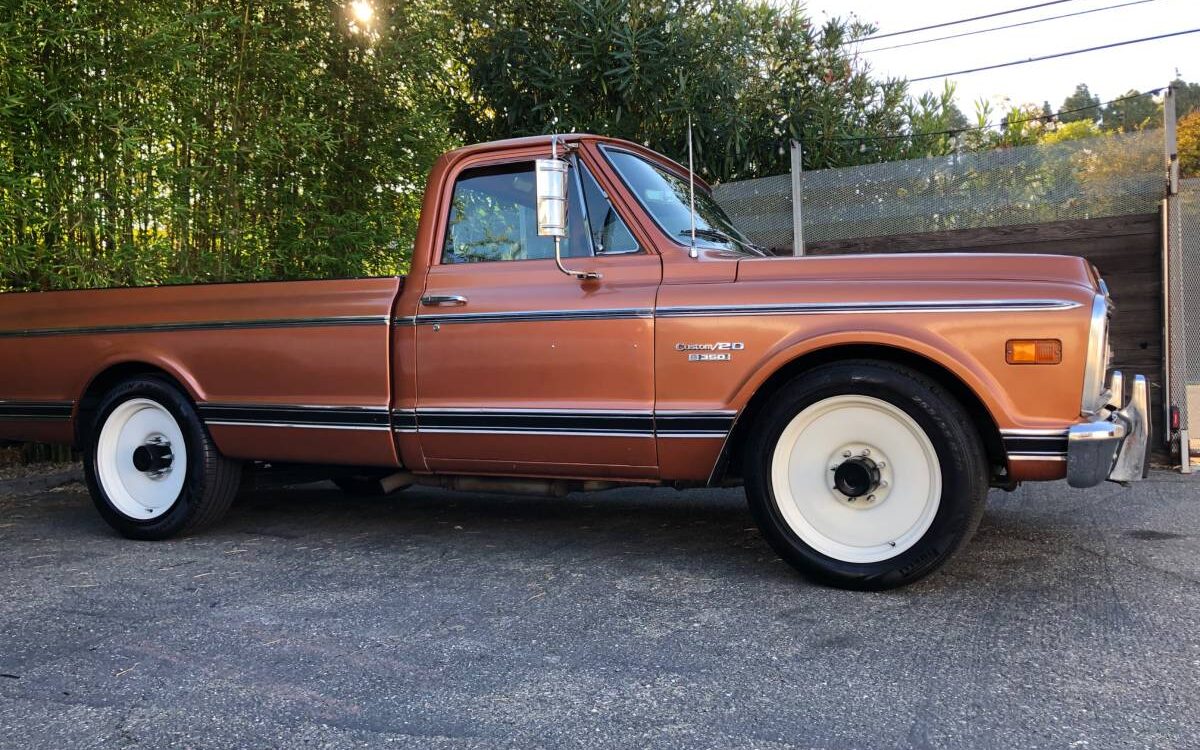 Chevrolet-C10-truck-1970-13