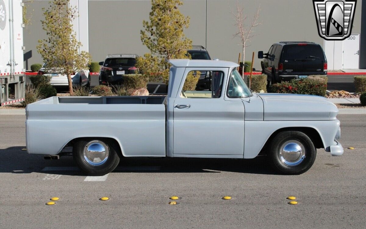 Chevrolet-CK-Truck-1962-10