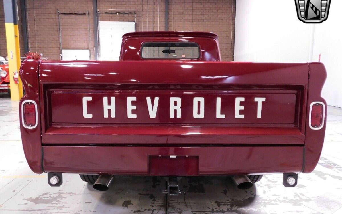 Chevrolet-CK-Truck-1965-3