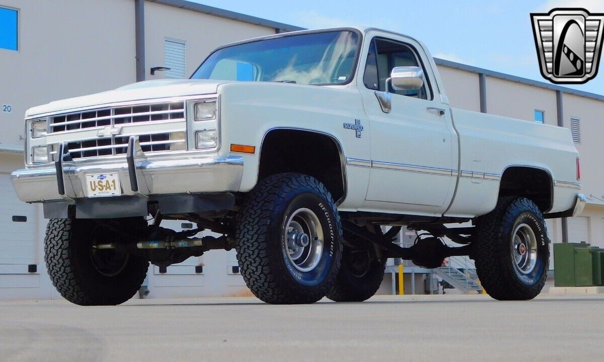 Chevrolet-CK-Truck-1987-3