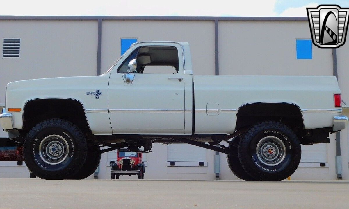 Chevrolet-CK-Truck-1987-4