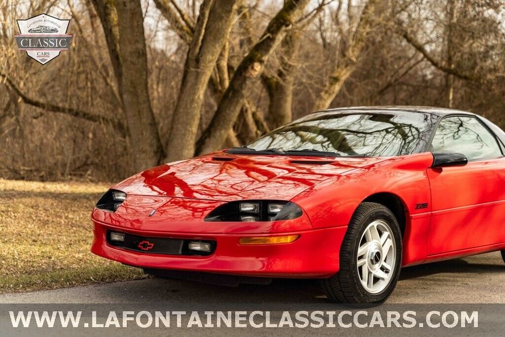 Chevrolet-Camaro-Coupe-1993-10