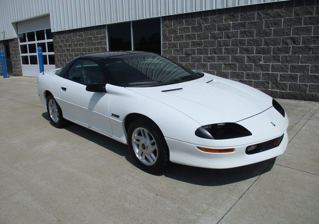 Chevrolet-Camaro-Z28-Coupe-1994-1