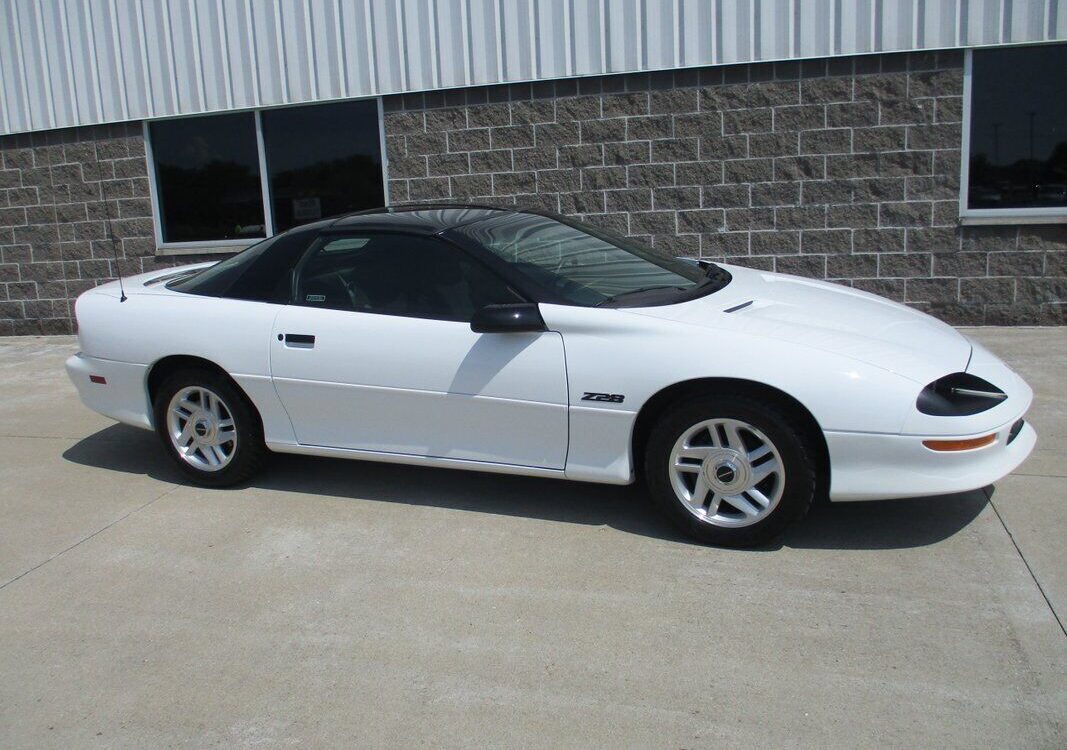 Chevrolet-Camaro-Z28-Coupe-1994-12