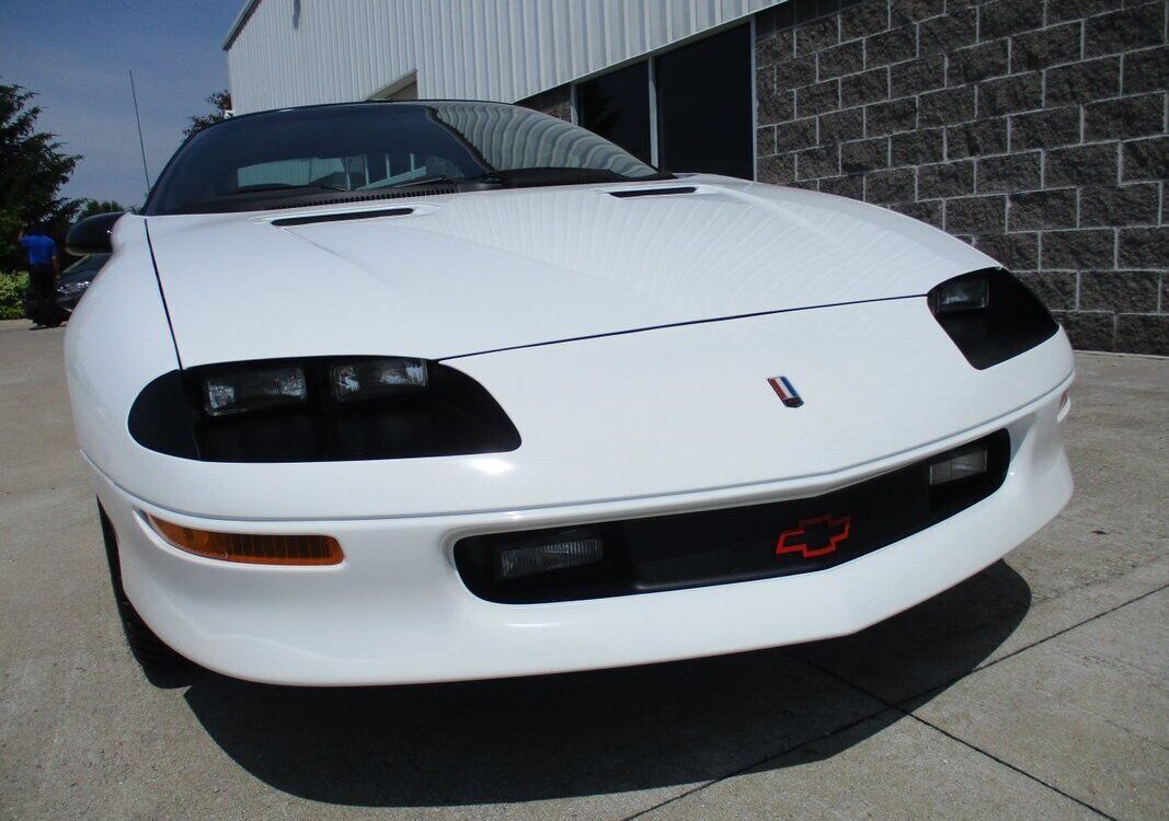 Chevrolet-Camaro-Z28-Coupe-1994-3