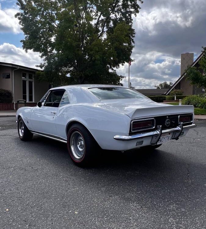 Chevrolet-Camaro-rs-1967-3