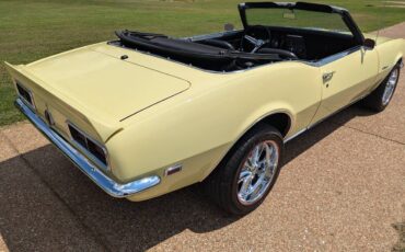 Chevrolet-Camaro-rs-convertible-1968-3