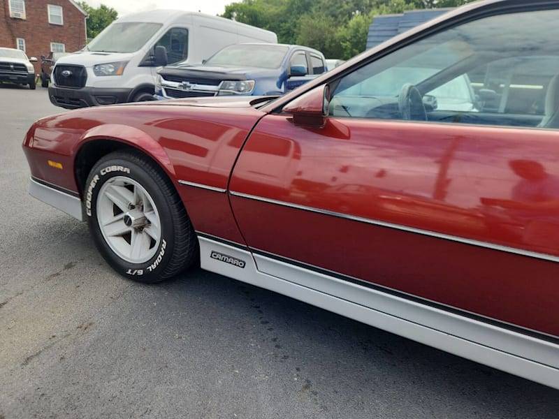 Chevrolet-Camaro-ss-1988-15