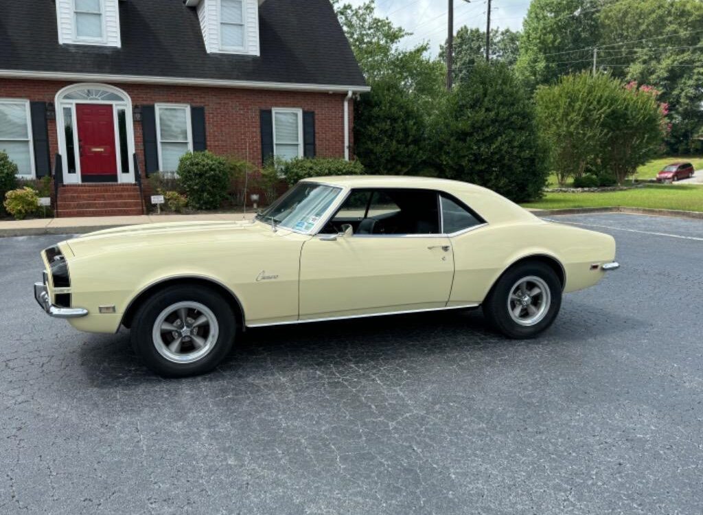 Chevrolet-Camaro-x2019s-match-50k-documented-miles-factory-ac-1968-5