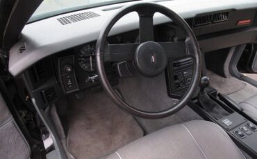 Chevrolet-Camaro-z28-1987-8