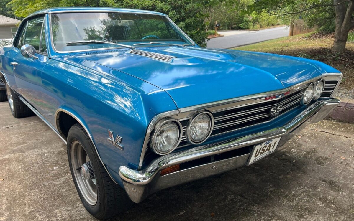 Chevrolet-Chevelle-Coupe-1967-5