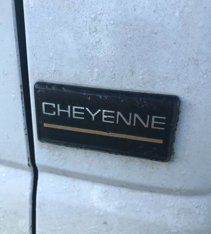 Chevrolet-Cheyenne-1994-5