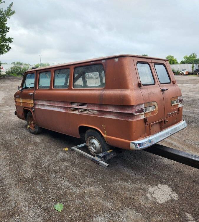 Chevrolet-Corvair-greenbrier-vans-1960-2