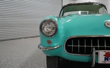 Chevrolet-Corvette-1957-8