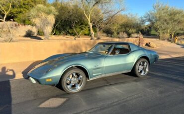 Chevrolet-Corvette-1976