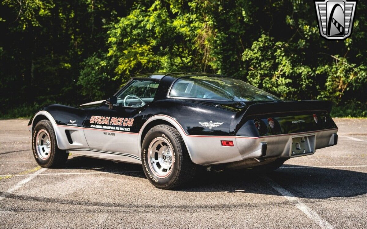 Chevrolet-Corvette-1978-4