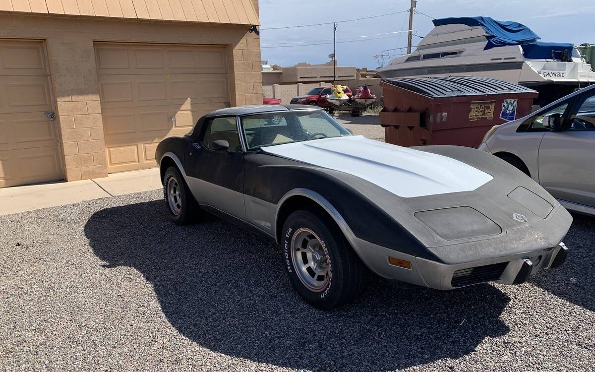 Chevrolet-Corvette-1978