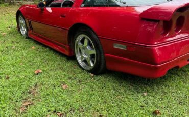 Chevrolet-Corvette-1984-2