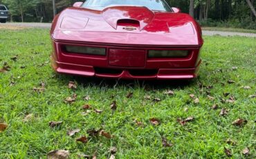 Chevrolet-Corvette-1984-5