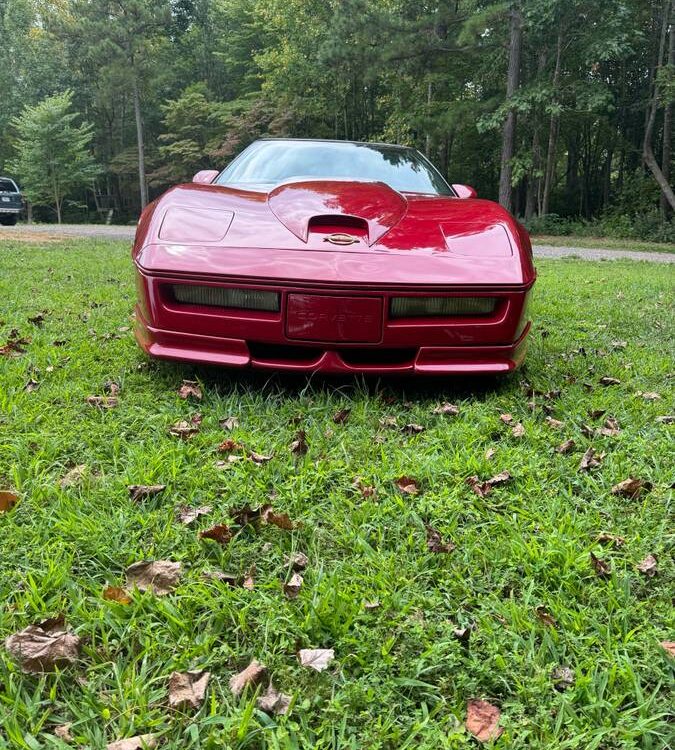 Chevrolet-Corvette-1984-5