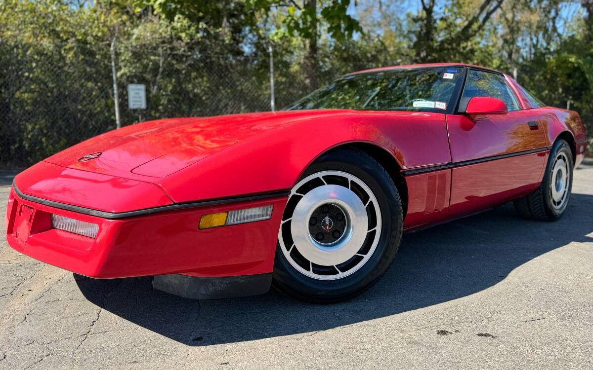 Chevrolet-Corvette-1987