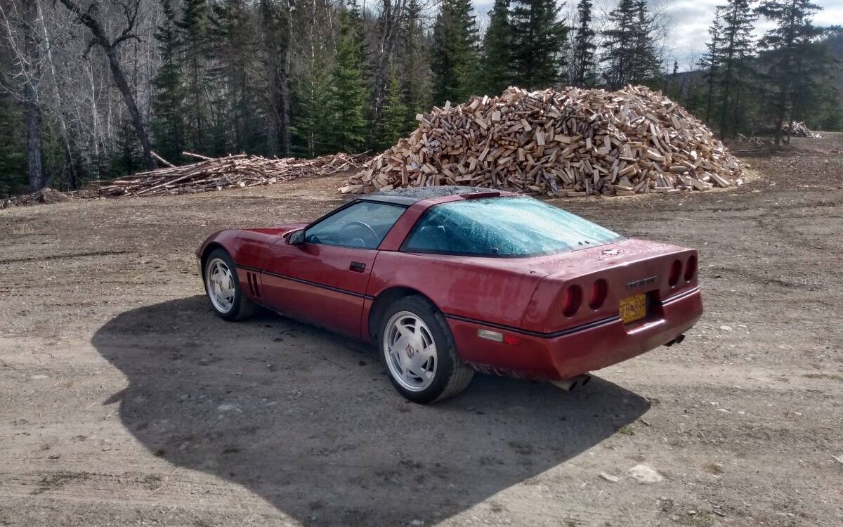 Chevrolet-Corvette-1988-1