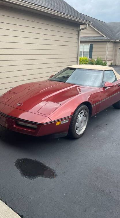 Chevrolet-Corvette-1988