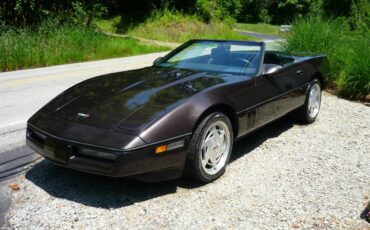 Chevrolet-Corvette-1989