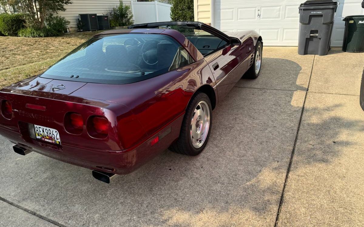 Chevrolet-Corvette-1993-2