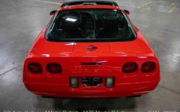 Chevrolet-Corvette-1993-3