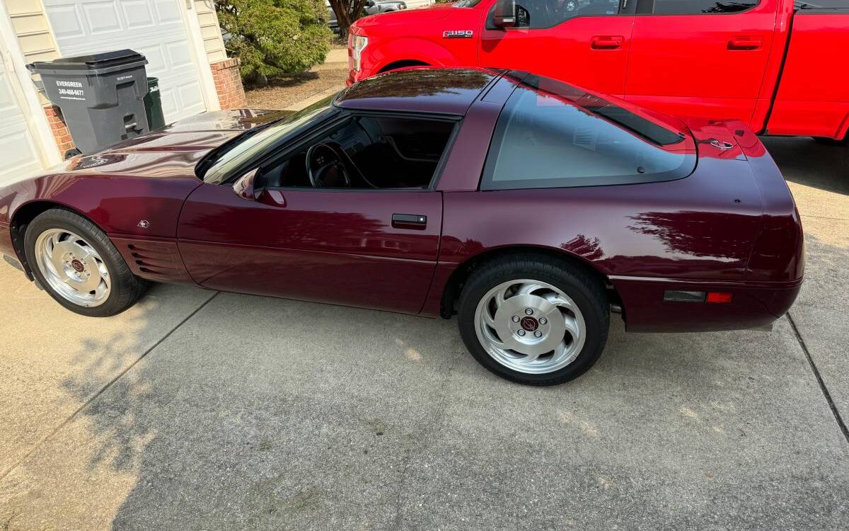 Chevrolet-Corvette-1993