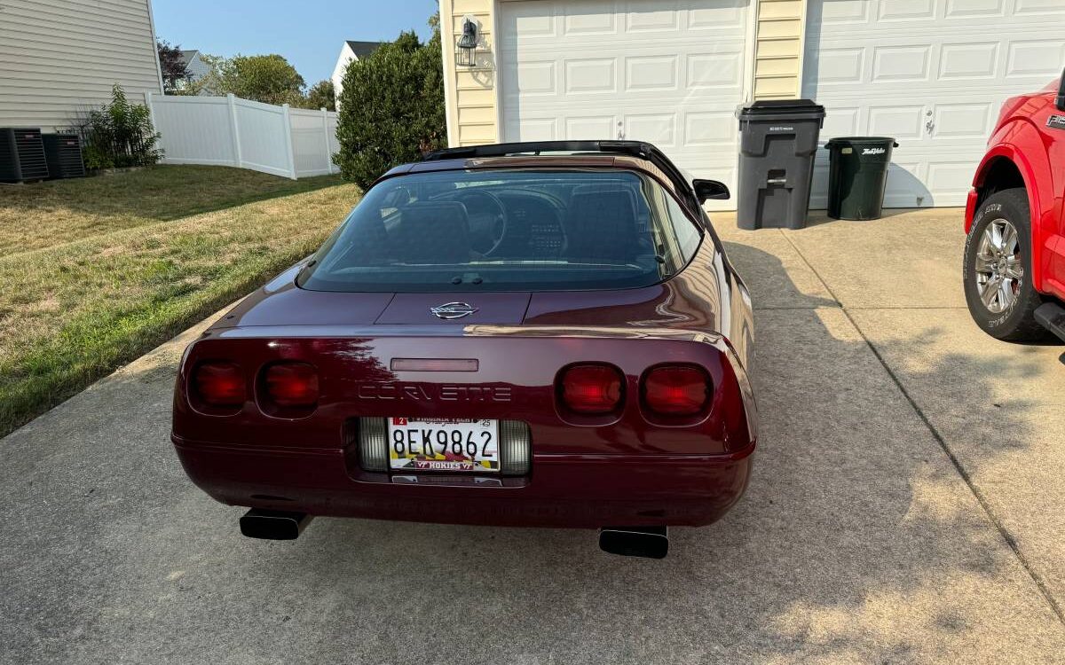 Chevrolet-Corvette-1993-8