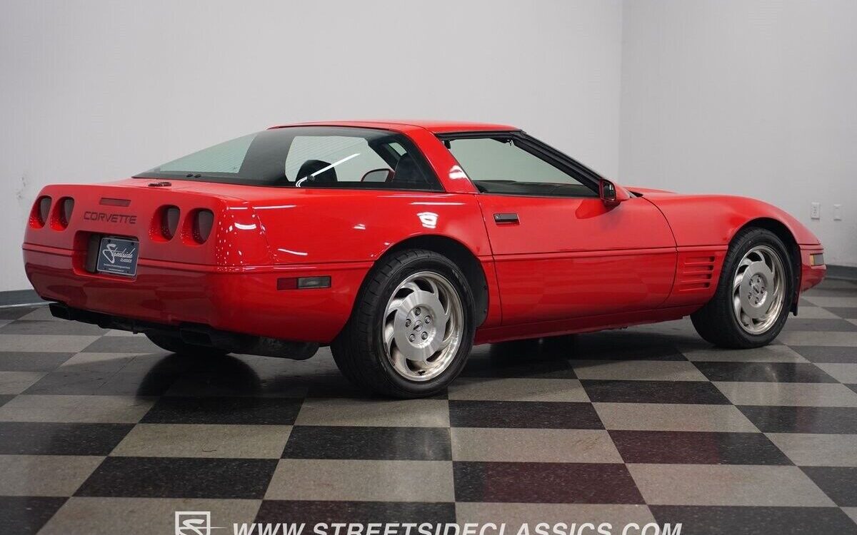 Chevrolet-Corvette-1994-15