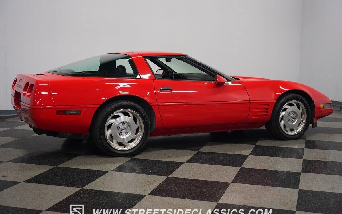 Chevrolet-Corvette-1994-16