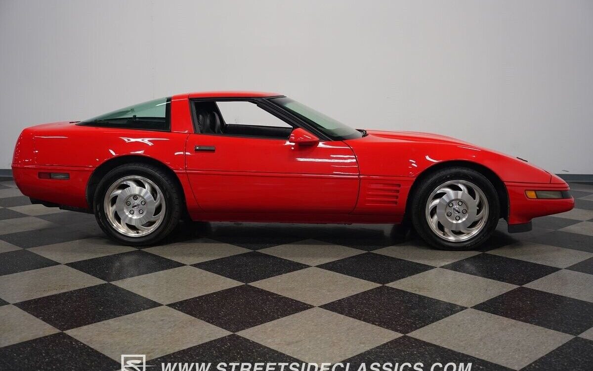 Chevrolet-Corvette-1994-17