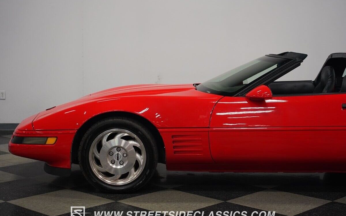 Chevrolet-Corvette-1994-25