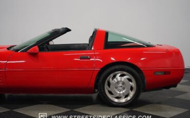 Chevrolet-Corvette-1994-26